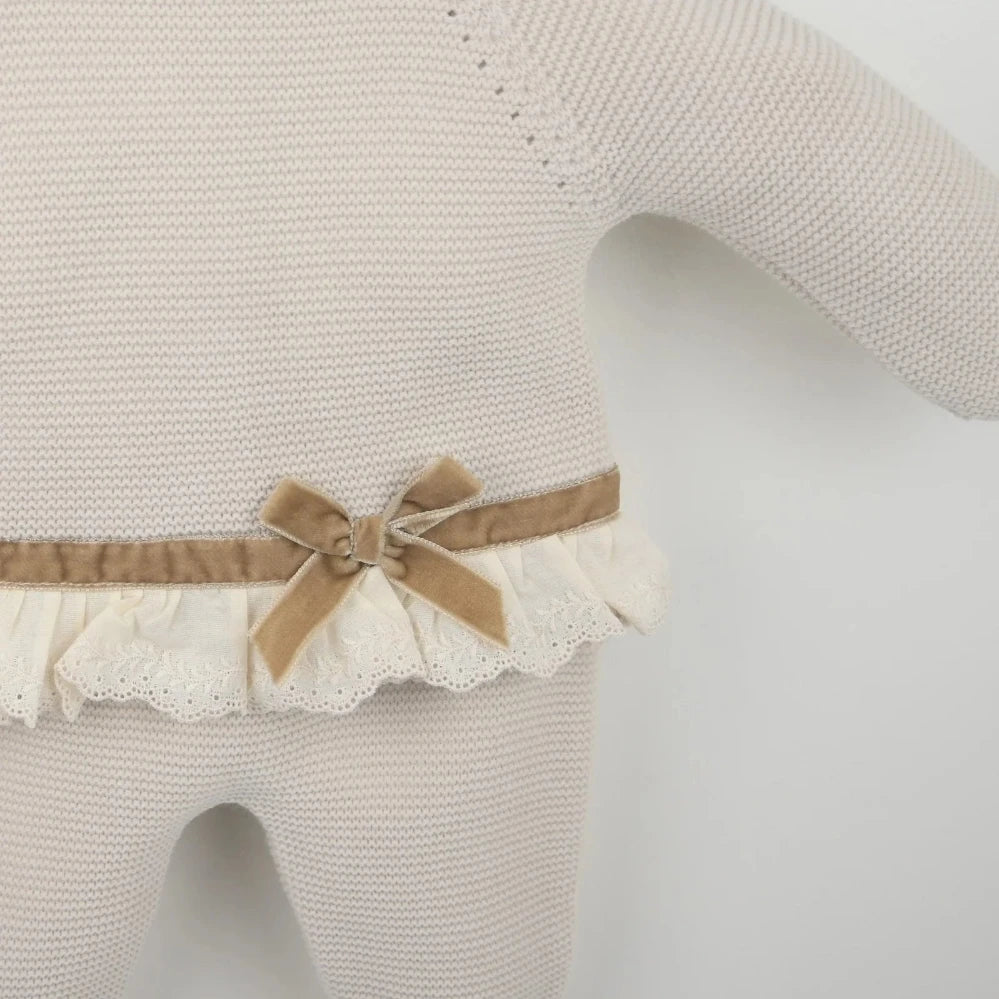 Pex Sienna baby 3-piece knitted set in taupe with lace hem and bow – includes top, leggings, and hat
