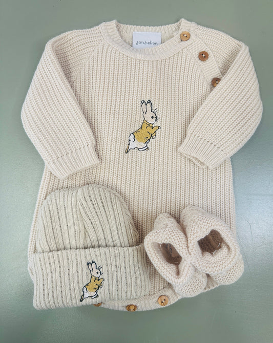 Running rabbit baby romper and hat set