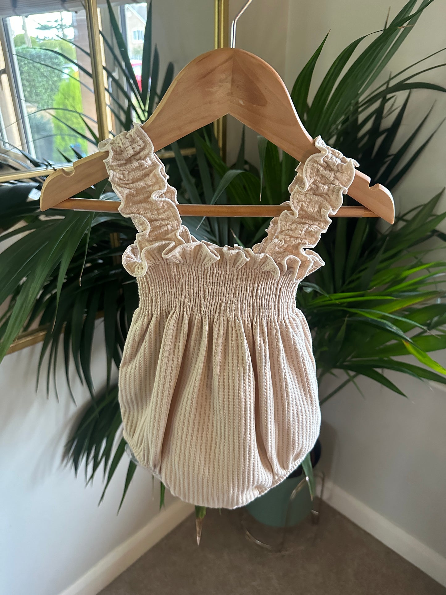 Calamaro Baby Bow Romper | 1 to 24 Months